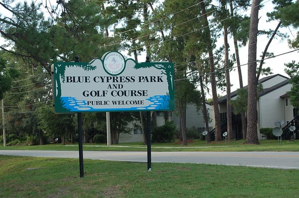 Blue Cypress Park Cleanup with Rising Tides 4